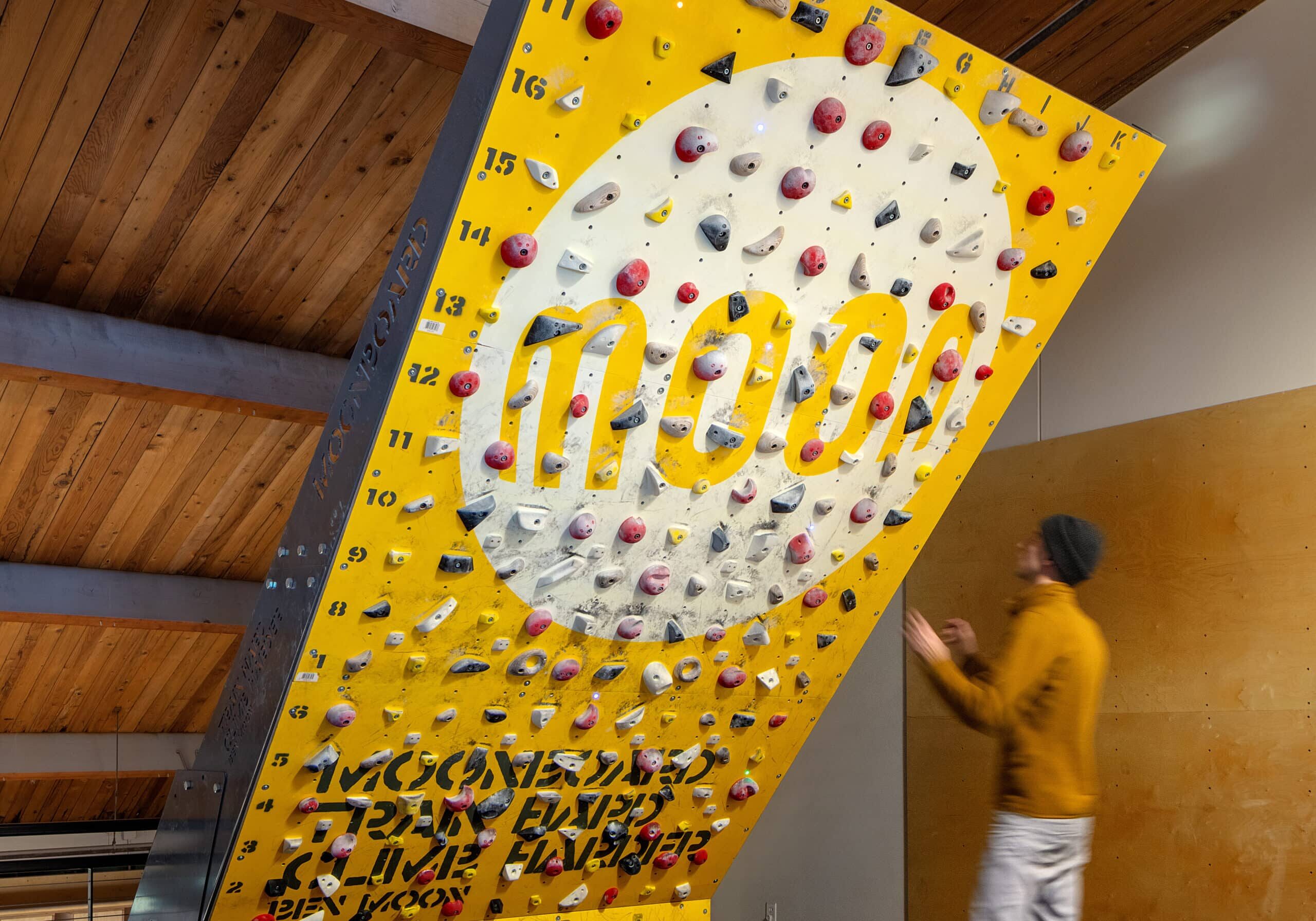 2016 Moonboard Vertical Endeavors Twin Cities Bouldering, St Paul Minnesota